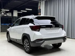 2022 Toyota Yaris L Zhixuan X 1.5L CVT Luxury Plus, белый — фото 3