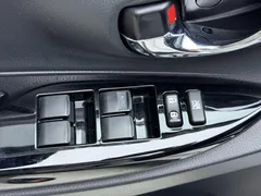 2022 Toyota Yaris L Zhixuan X 1.5L CVT Luxury Plus, белый — фото 6