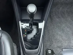 2022 Toyota Yaris L Zhixuan X 1.5L CVT Luxury Plus, белый — фото 15