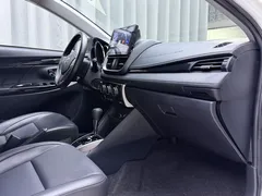 2022 Toyota Yaris L Zhixuan X 1.5L CVT Luxury Plus, белый — фото 19