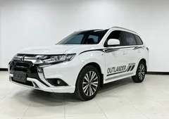 2021 Mitsubishi Outlander 2.0L 2WD 5 Seats, белый — фото 1