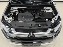 2021 Mitsubishi Outlander 2.0L 2WD 5 Seats, белый — фото 19