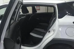 2022 Toyota Yaris L Zhixuan X 1.5L CVT Leading Plus, белый — фото 13