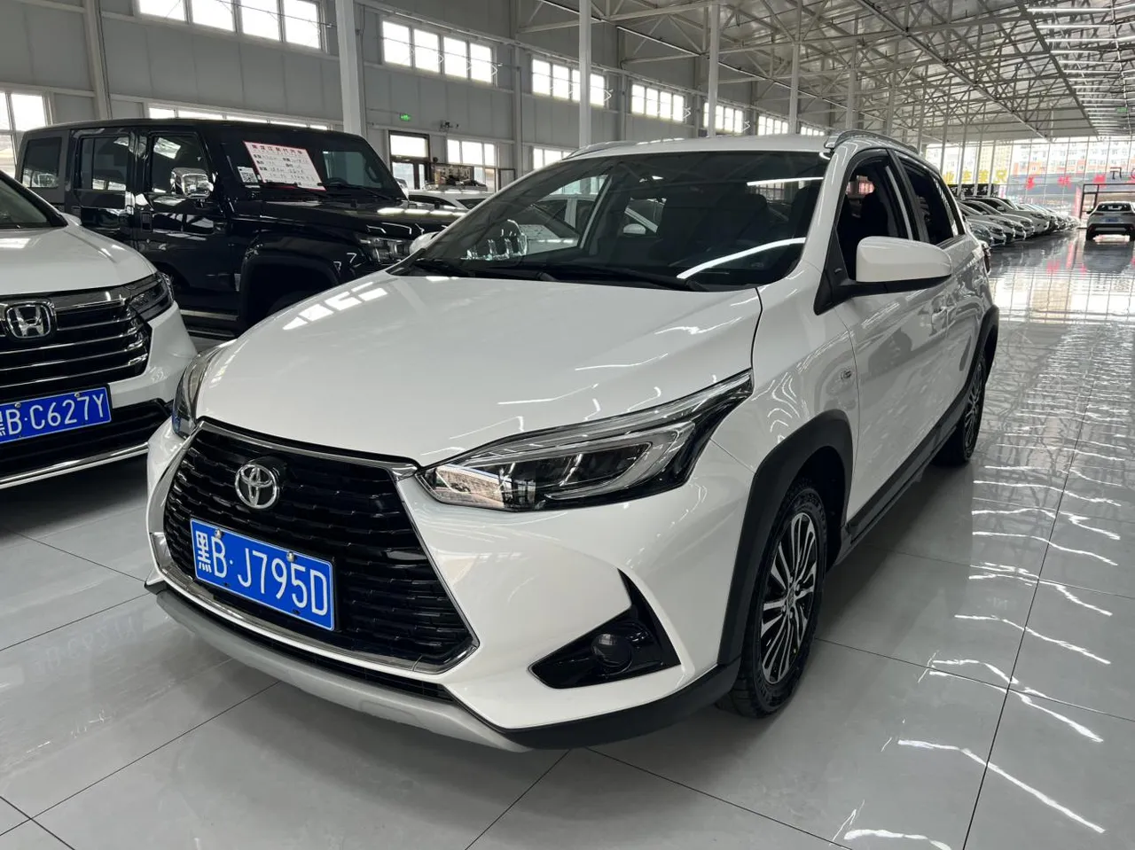 2022 Toyota Yaris L Zhixuan X 1.5L CVT Luxury Plus