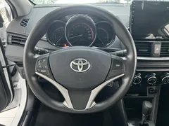 2022 Toyota Yaris L Zhixuan X 1.5L CVT Luxury Plus, белый — фото 13