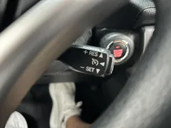 2022 Toyota Yaris L Zhixuan X 1.5L CVT Luxury Plus, белый — фото 17