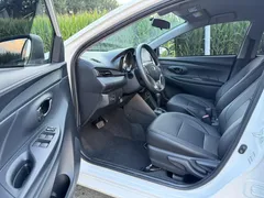 2022 Toyota Vios 1.5L CVT 20th Anniversary, белый — фото 4