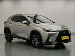 2022 Lexus NX 260 2WD — фото 3