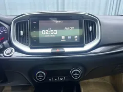 2021 Kia Yipao 1.4L CVT Sunroof, белый — фото 8