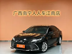 2023 Toyota Camry 2.0G Luxury, чёрный — фото 1