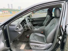 2023 Toyota Camry 2.0G Luxury, чёрный — фото 3
