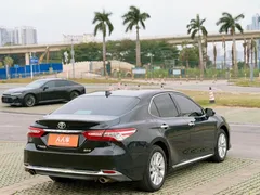 2023 Toyota Camry 2.0G Luxury, чёрный — фото 13