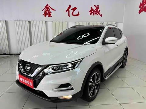 2022 Nissan Qashqai 2.0L XV Prem Luxury