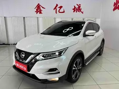 2022 Nissan Qashqai 2.0L XV Prem Luxury, белый — фото 1
