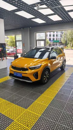 2021 Kia Yipao 1.4L CVT Sunroof, жёлтый — фото 1
