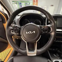 2021 Kia Yipao 1.4L CVT Sunroof, жёлтый — фото 12