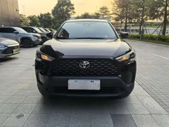 2023 Toyota Corolla Cross 2.0L CVT Pioneer, чёрный — фото 2