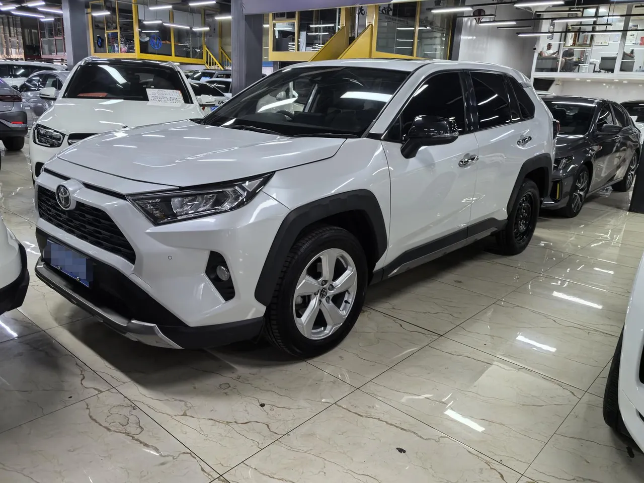 2022 Toyota RAV4 2.0L CVT 4WD Fashion Plus