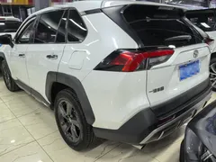 2022 Toyota RAV4 2.0L CVT 4WD Fashion Plus, белый — фото 4