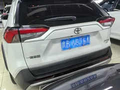 2022 Toyota RAV4 2.0L CVT 4WD Fashion Plus, белый — фото 5