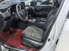 2022 Toyota RAV4 2.0L CVT 4WD Fashion Plus, белый — фото 7