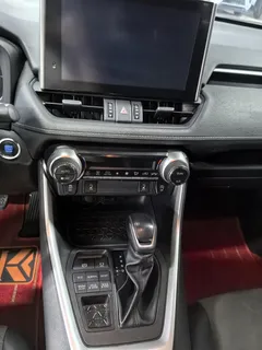 2022 Toyota RAV4 2.0L CVT 4WD Fashion Plus, белый — фото 11