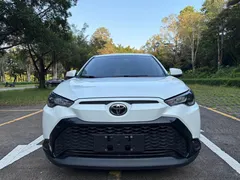 2023 Toyota Frontlander 2.0L CVT Elite, белый — фото 2