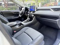2022 Toyota Wildlander 2.0L 2WD Leading, белый — фото 9