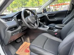2022 Toyota Wildlander 2.0L 2WD Leading, белый — фото 13