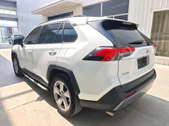 2021 Toyota RAV4 2.0L CVT 2WD Fashion Plus, белый — фото 5