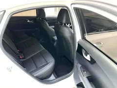 2021 Kia Cerato 1.5L CVT Youth, белый — фото 7