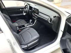 2021 Kia Cerato 1.5L CVT Youth, белый — фото 8