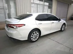 2021 Toyota Camry 2.0G Luxury, белый — фото 4