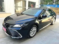 2023 Toyota Camry 2.0G Luxury, чёрный — фото 1