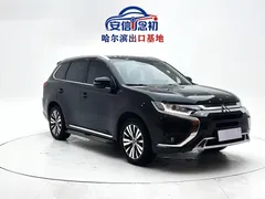 2021 Mitsubishi Outlander 2.0L 2WD 5, чёрный — фото 3