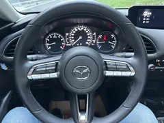 2022 Mazda Mazda3 2.0L AT, белый — фото 10