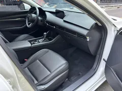 2022 Mazda Mazda3 2.0L AT, белый — фото 18