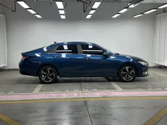 2022 Hyundai Elantra 1.5L CVT GLX Elite, синий — фото 8