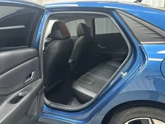 2022 Hyundai Elantra 1.5L CVT GLX Elite, синий — фото 13