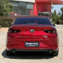 2022 Mazda Mazda3 2.0L AT, красный — фото 5