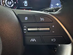 2022 Hyundai Elantra 1.5L CVT LUX Premium — фото 11