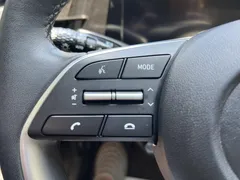 2022 Hyundai Elantra 1.5L CVT LUX Premium — фото 18