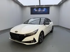 2022 Hyundai Elantra 1.5L CVT LUX Premium, белый — фото 1