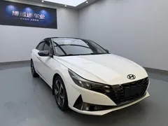 2022 Hyundai Elantra 1.5L CVT LUX Premium, белый — фото 3