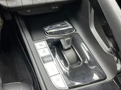 2021 Hyundai Elantra 1.5L CVT LUX Premium, белый — фото 15