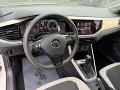 2021 Volkswagen Polo Plus 1.5L AT Colorful Tech, белый — фото 6