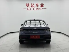 2023 Hyundai Elantra 1.5L CVT LUX Premium, синий — фото 10