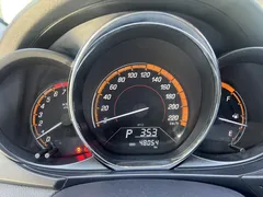 2022 Toyota Yaris L Zhixuan 1.5L CVT Leading Plus, белый — фото 10