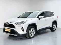 2022 Toyota RAV4 2.0L CVT 2WD Fashion, белый — фото 1