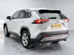 2022 Toyota RAV4 2.0L CVT 2WD Fashion, белый — фото 5